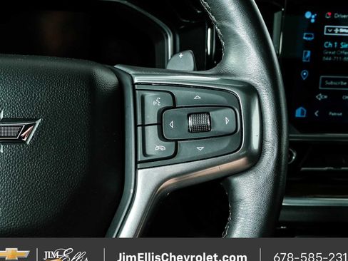 Used 2023 Chevrolet Silverado 1500 RST w/ Redline Edition AWD/4WD image 12