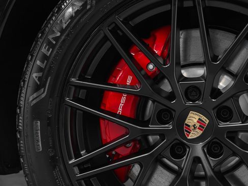 New 2026 Porsche Cayenne S image 16