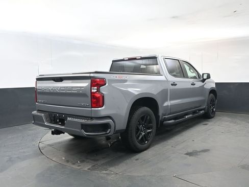 Used 2024 Chevrolet Silverado 1500 Custom image 5