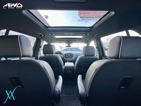 Used 2022 Chevrolet Traverse Premier w/ LPO, Floor Liner Package AWD/4WD image 29