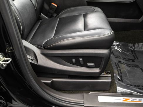 Used 2018 Chevrolet Silverado 1500 LTZ image 40