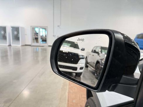 New 2026 Jeep Compass Limited image 31