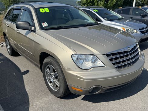 Used 2008 Chrysler Pacifica Touring AWD/4WD image 1
