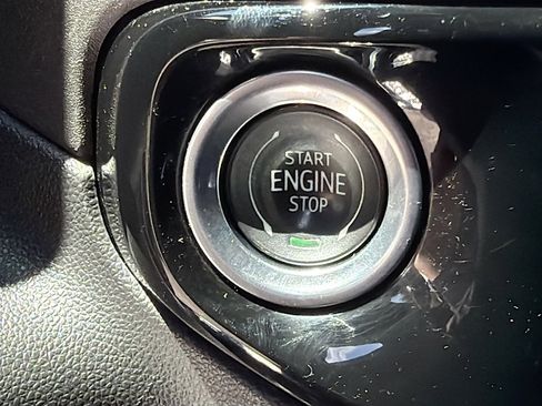 Used 2023 Chevrolet Silverado 1500 LT Trail Boss w/ Convenience Package II image 32