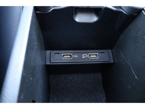 Used 2017 Mercedes-Benz GLA 250 4MATIC image 39