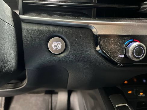Used 2024 Kia Sorento S w/ Panoramic Sunroof Package FWD image 37