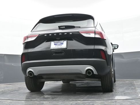 Used 2020 Ford Escape S image 42