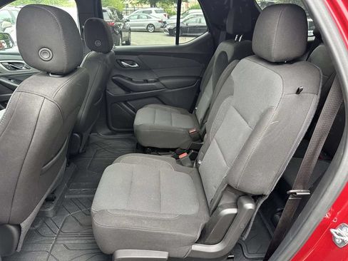 Used 2023 Chevrolet Traverse LT w/ LPO, Floor Liner Package AWD/4WD image 24