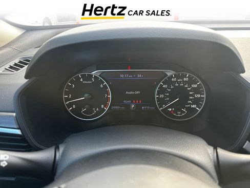 Used 2025 Nissan Altima 2.5 SV image 10