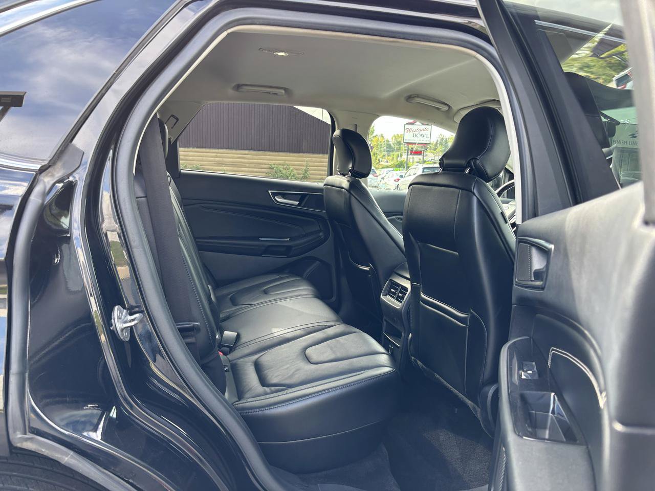 Used 2016 Ford Edge Titanium AWD/4WD image 39