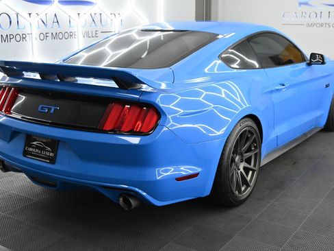 Used 2017 Ford Mustang GT w/ GT Performance Package RWD image 4