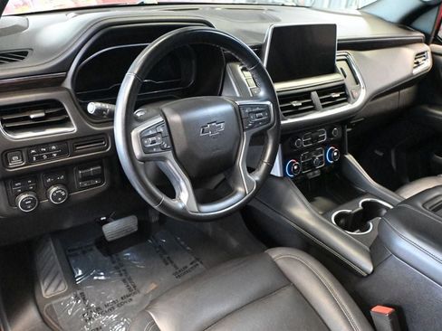 Used 2023 Chevrolet Tahoe Z71 w/ Z71 Off-Road Package AWD/4WD image 9