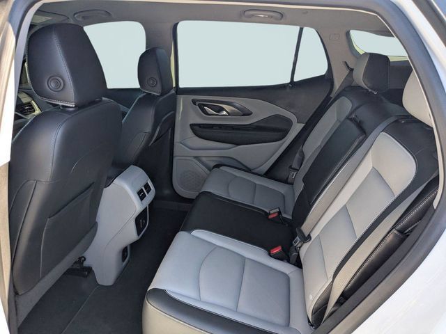 Used 2022 GMC Terrain SLT FWD image 9