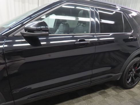 Used 2024 Ford Explorer ST w/ Technology Package AWD/4WD image 43