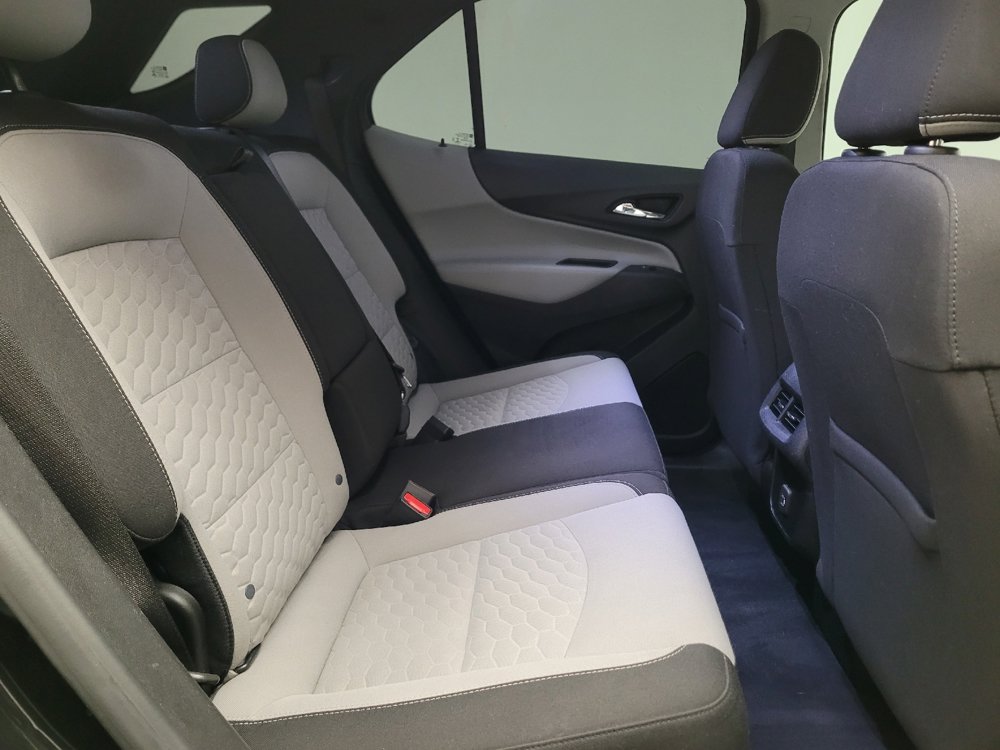 Used 2021 Chevrolet Equinox LS FWD image 19