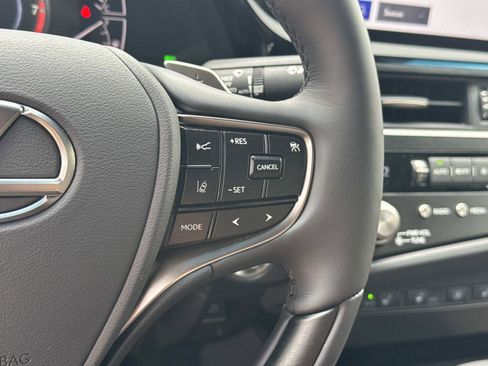 New 2025 Lexus ES 350 Ultra Luxury image 28