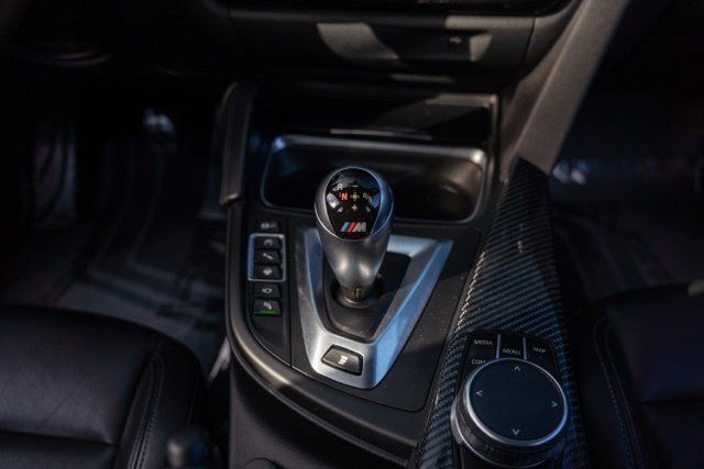 Used 2018 BMW M3 RWD image 30