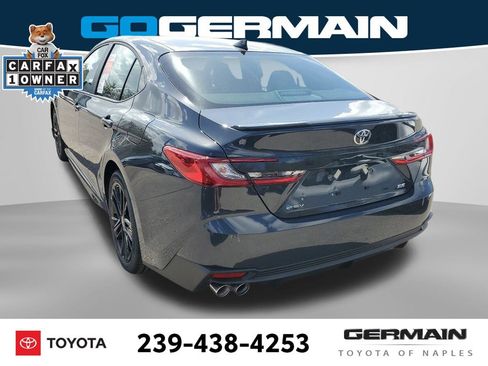 Used 2025 Toyota Camry SE FWD image 11