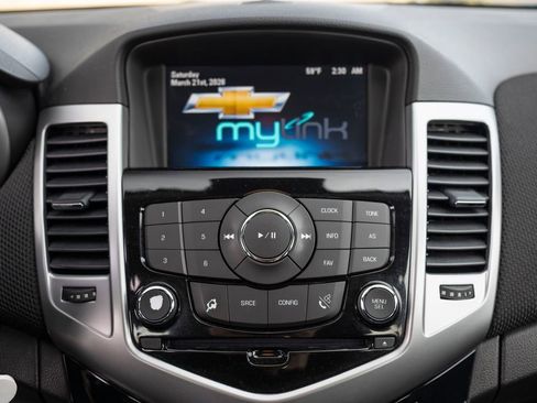 Certified 2013 Chevrolet Cruze LT image 26