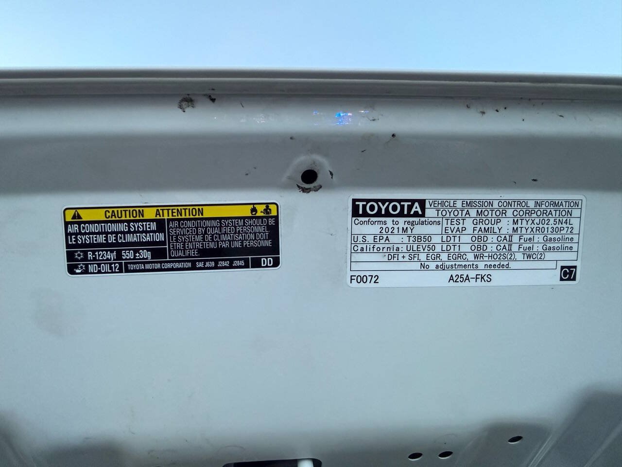 Used 2021 Toyota RAV4 XLE FWD image 24