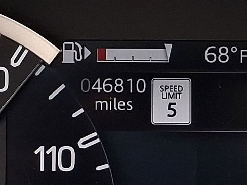 Used 2023 Land Rover Defender 110 S image 18