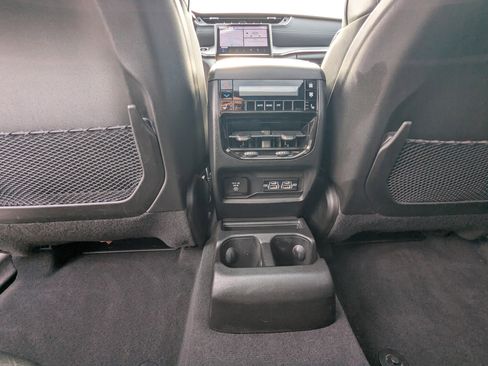 Certified 2024 Jeep Grand Cherokee L Overland w/ Trailer Tow Package image 14