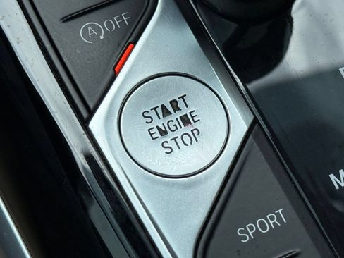 Used 2019 BMW 330i Sedan RWD image 29