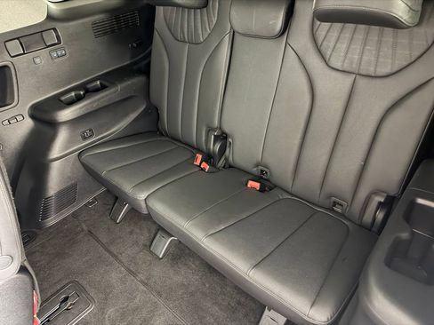 Used 2023 Hyundai Palisade Limited FWD image 28