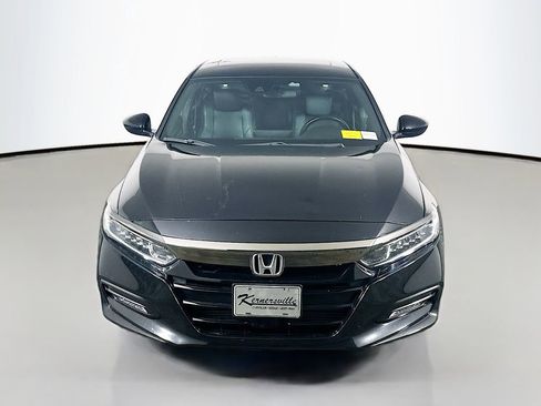 Used 2019 Honda Accord Sport image 2