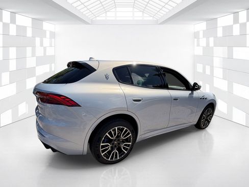 Used 2023 Maserati Grecale GT AWD/4WD image 5