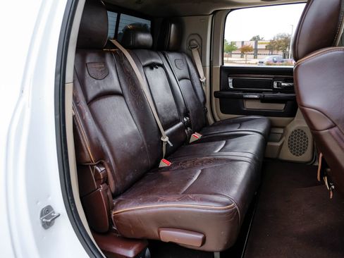 Used 2015 RAM 3500 Laramie Longhorn AWD/4WD image 42