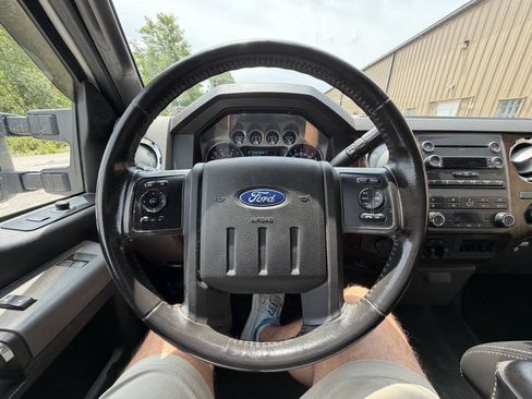 Used 2011 Ford F350 Lariat w/ Chrome Pkg AWD/4WD image 26
