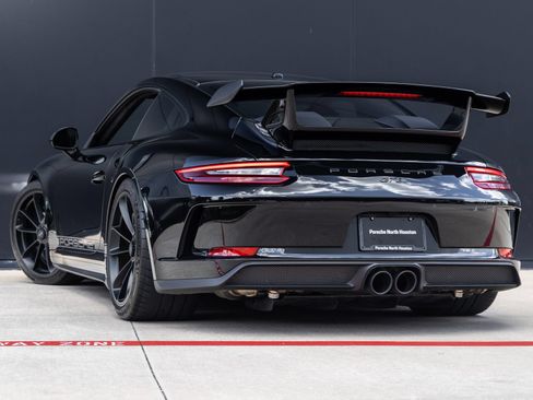 Certified 2018 Porsche 911 GT3 RWD image 3