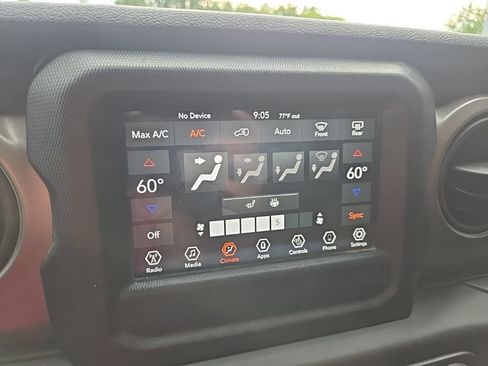 Used 2018 Jeep Wrangler Unlimited Sport S AWD/4WD image 48
