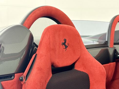 Used 2009 Ferrari F430 Scuderia image 21