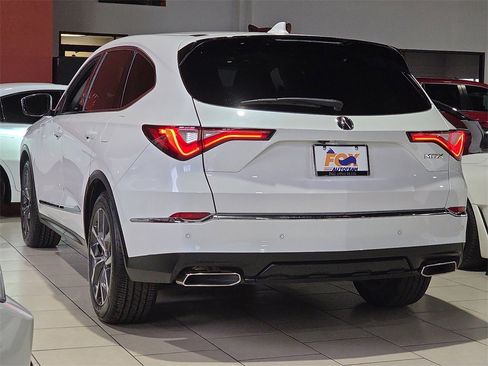 Used 2024 Acura MDX FWD w/ Technology Package image 6