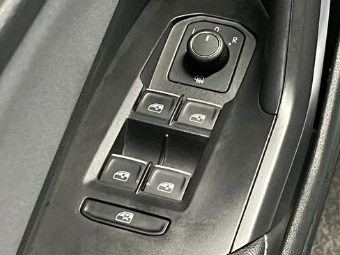 New 2025 Volkswagen Jetta SE image 15