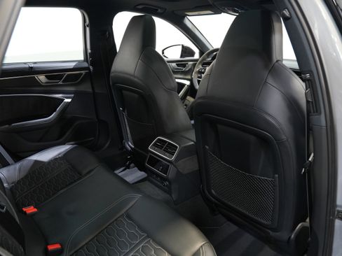 Used 2021 Audi RS 6 AVANT WAGON 4D image 42