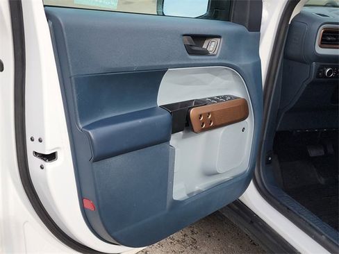 Used 2023 Ford Maverick Lariat w/ Lariat Luxury Package image 11