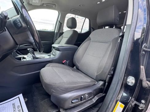 Used 2018 Chevrolet Traverse LT FWD image 15