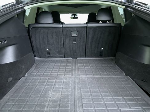 Used 2021 Tesla Model Y Performance image 29