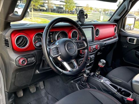 Used 2020 Jeep Wrangler Rubicon AWD/4WD image 30