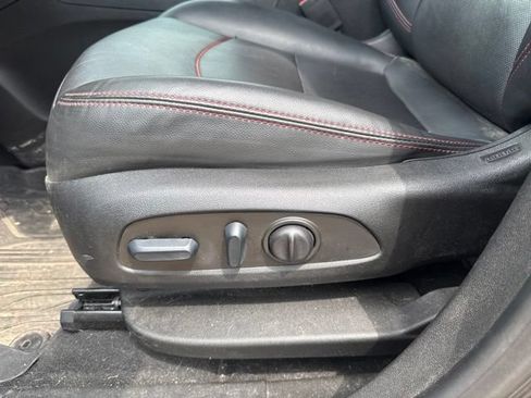 Used 2022 Chevrolet Equinox RS w/ RS Leather Package AWD/4WD image 26