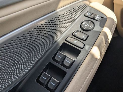 Used 2024 Acura MDX FWD w/ Technology Package image 11