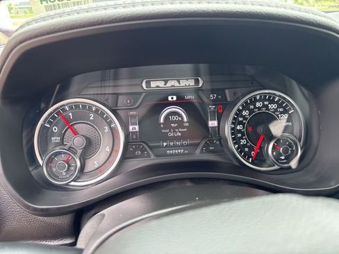 Used 2022 RAM 2500 Laramie AWD/4WD image 4