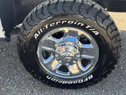 Used 2024 RAM 2500 Tradesman w/ Chrome Appearance Group AWD/4WD image 27