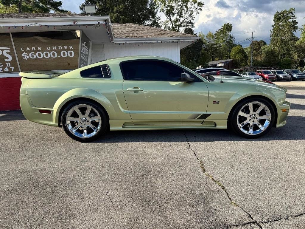 Used 2006 Ford Mustang GT RWD image 10