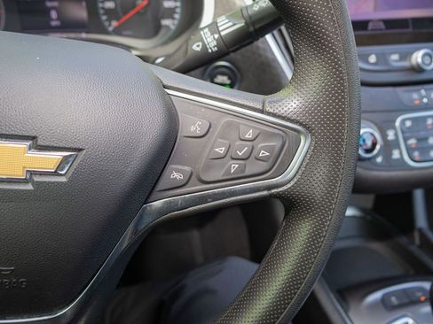 Used 2024 Chevrolet Malibu LT FWD image 25