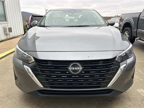 Used 2024 Nissan Sentra SV image 6