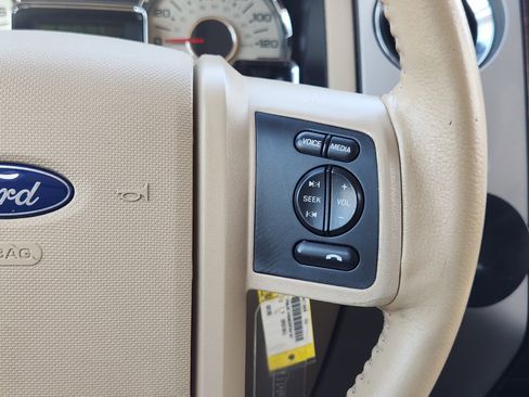 Used 2013 Ford Expedition EL XLT RWD image 29
